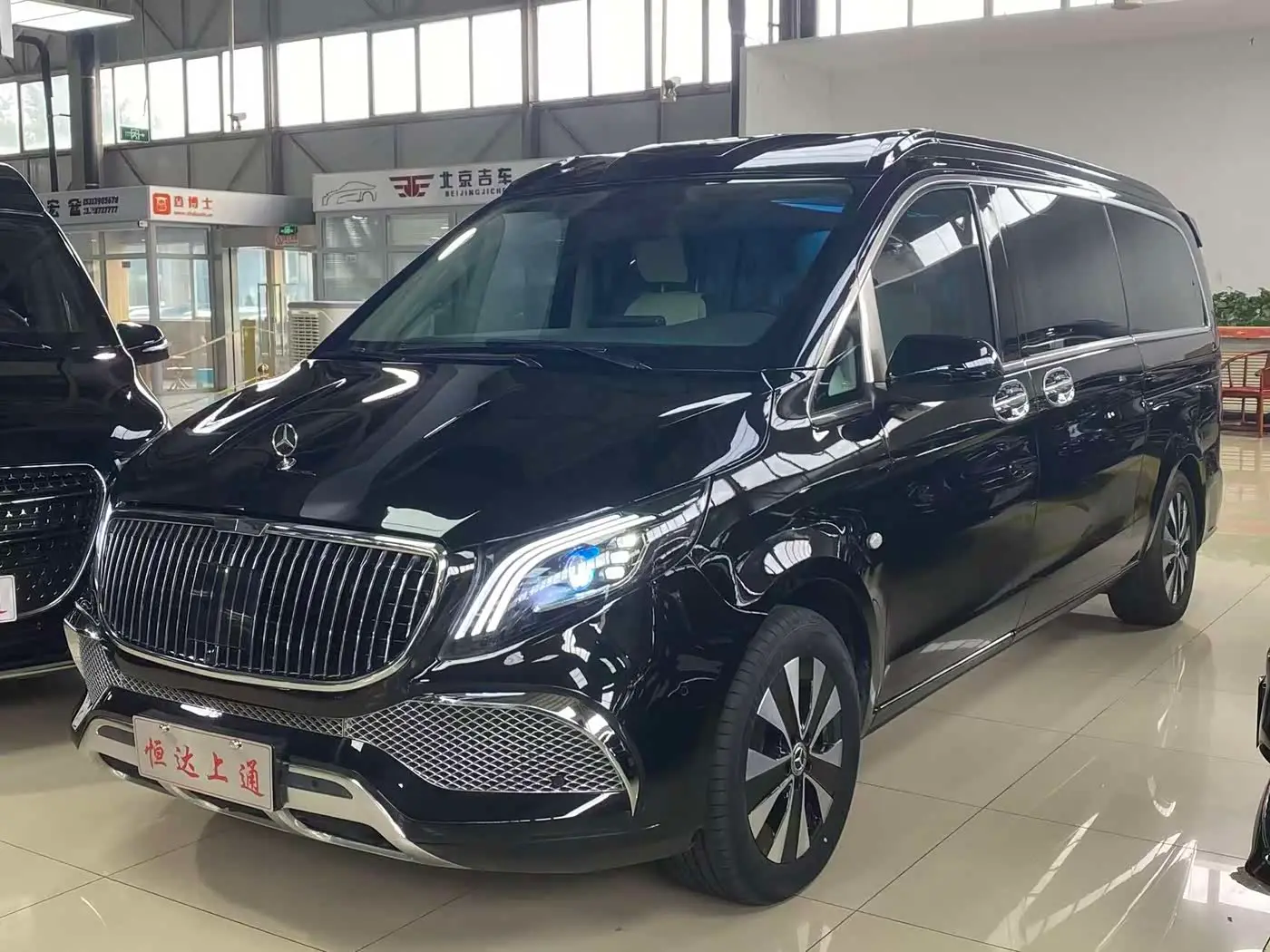 Mercedes-Benz Vito 2024 — Photo 1/19