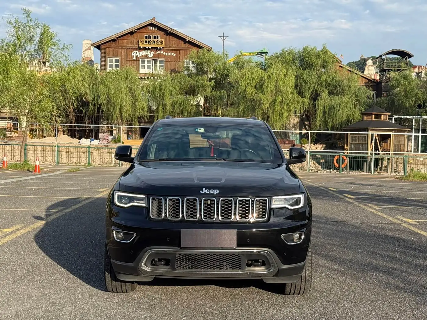 Jeep Grand Cherokee 2017 — Photo 5/15