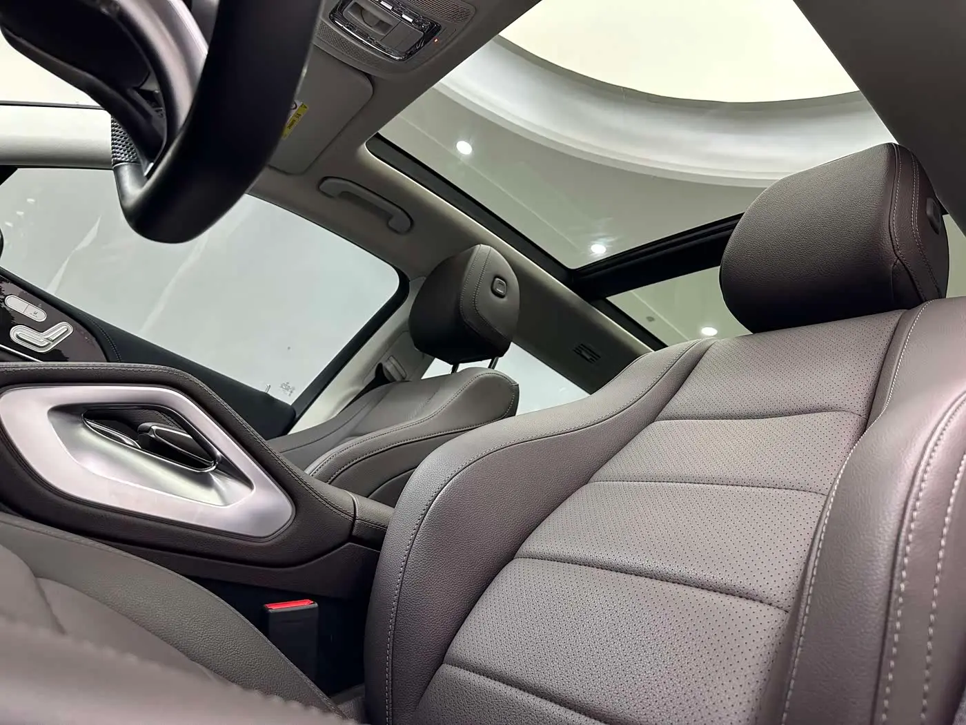Mercedes-Benz GLS 2022 — Şəkil 14/20