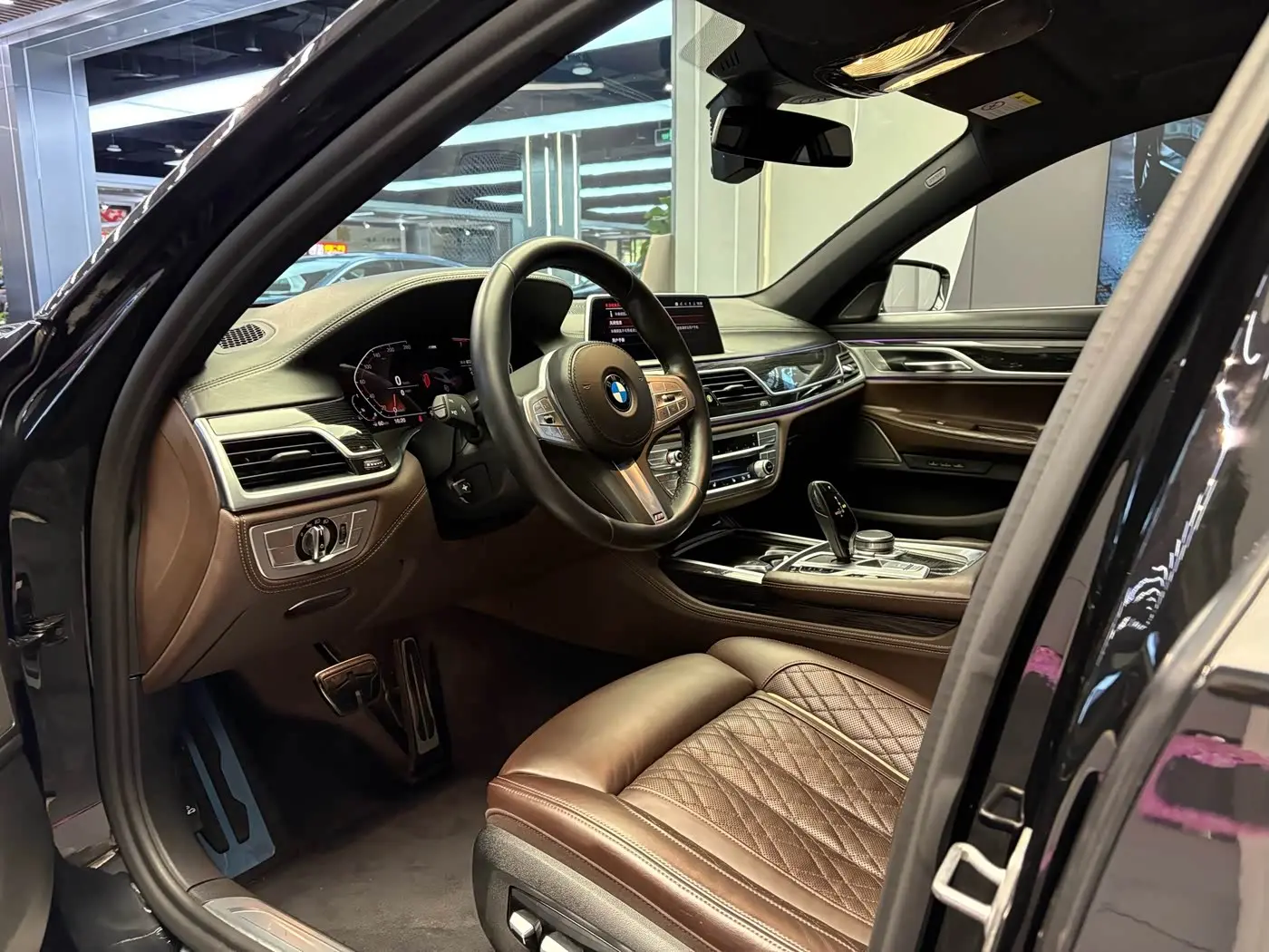 BMW 7 Series 2020 — Photo 4/9