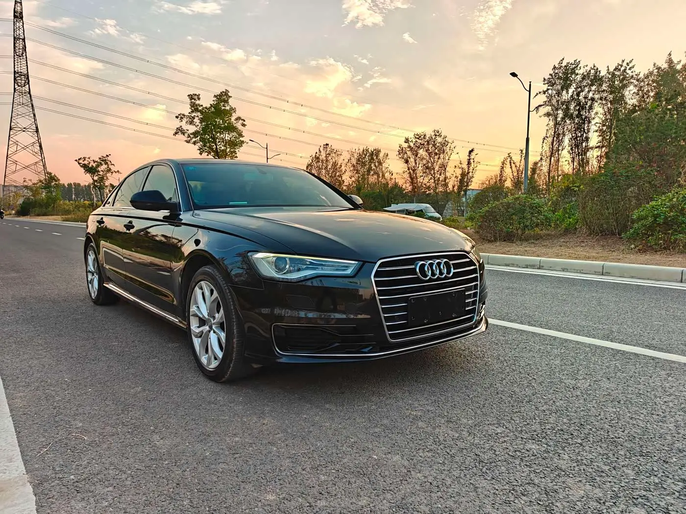 Audi A6L 2016 — Фото 3/15