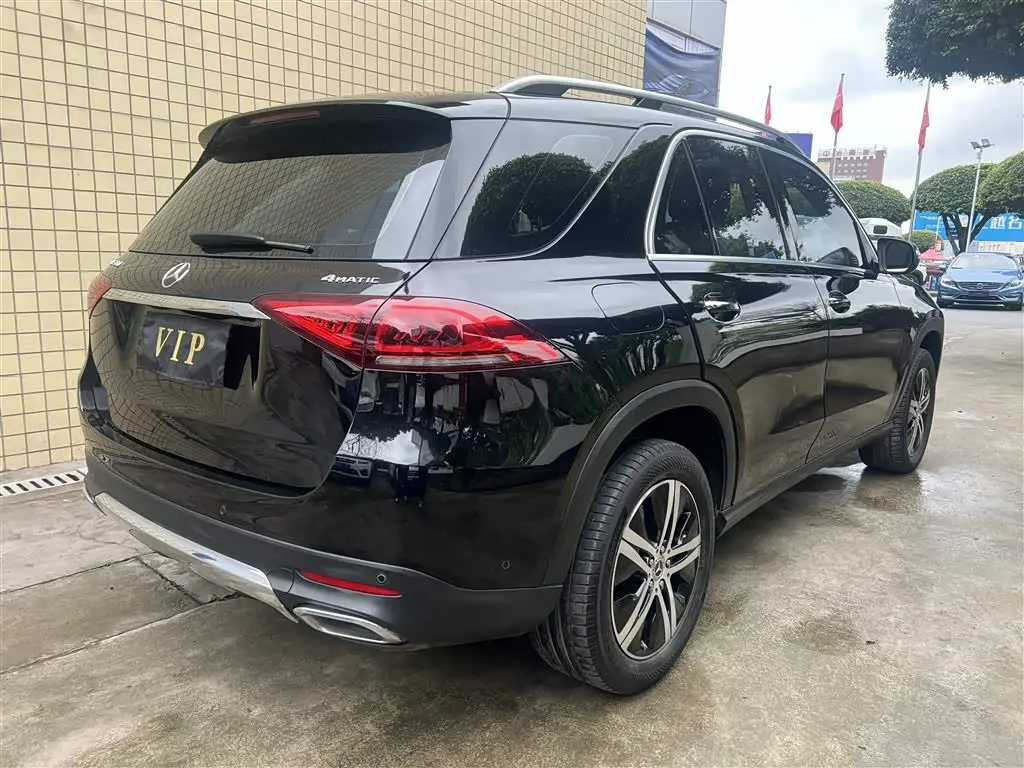 Mercedes-Benz GLE 2020 — Photo 7/18