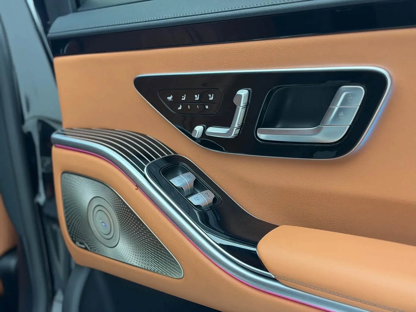Mercedes-Benz S-Class 2023 — Фото 8/11
