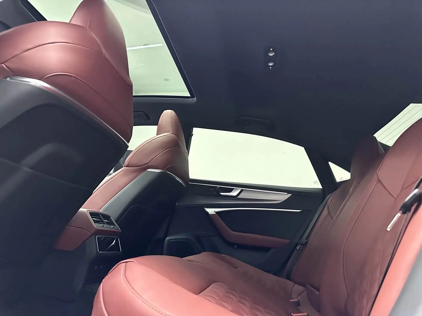 Audi A7L 2026 — Photo 13/20