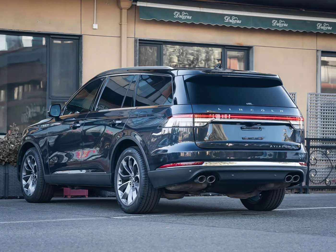 Lincoln Aviator 2021 — Şəkil 6/20
