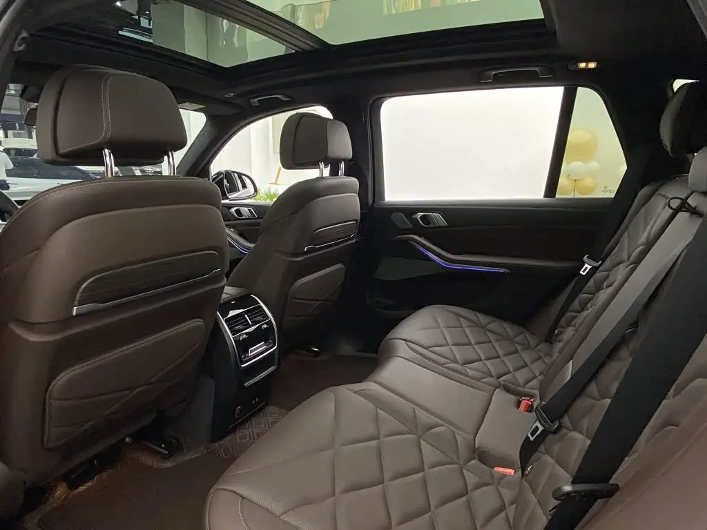 BMW X5 2023 — Photo 16/20