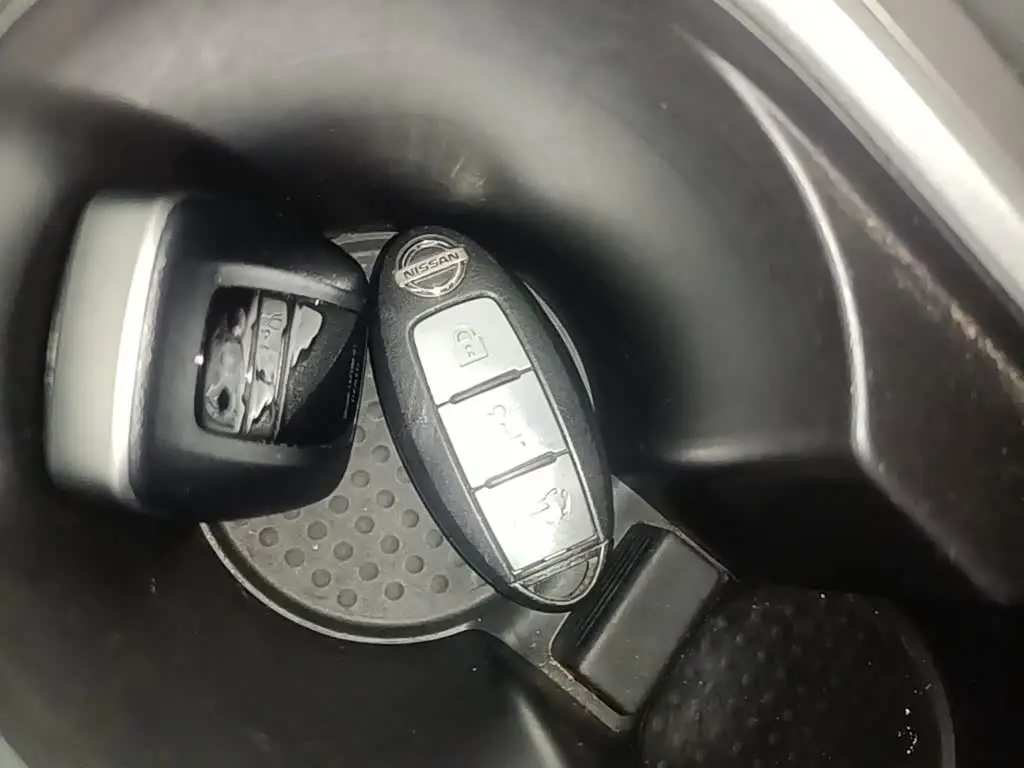 Nissan Murano 2021 — Photo 8/19