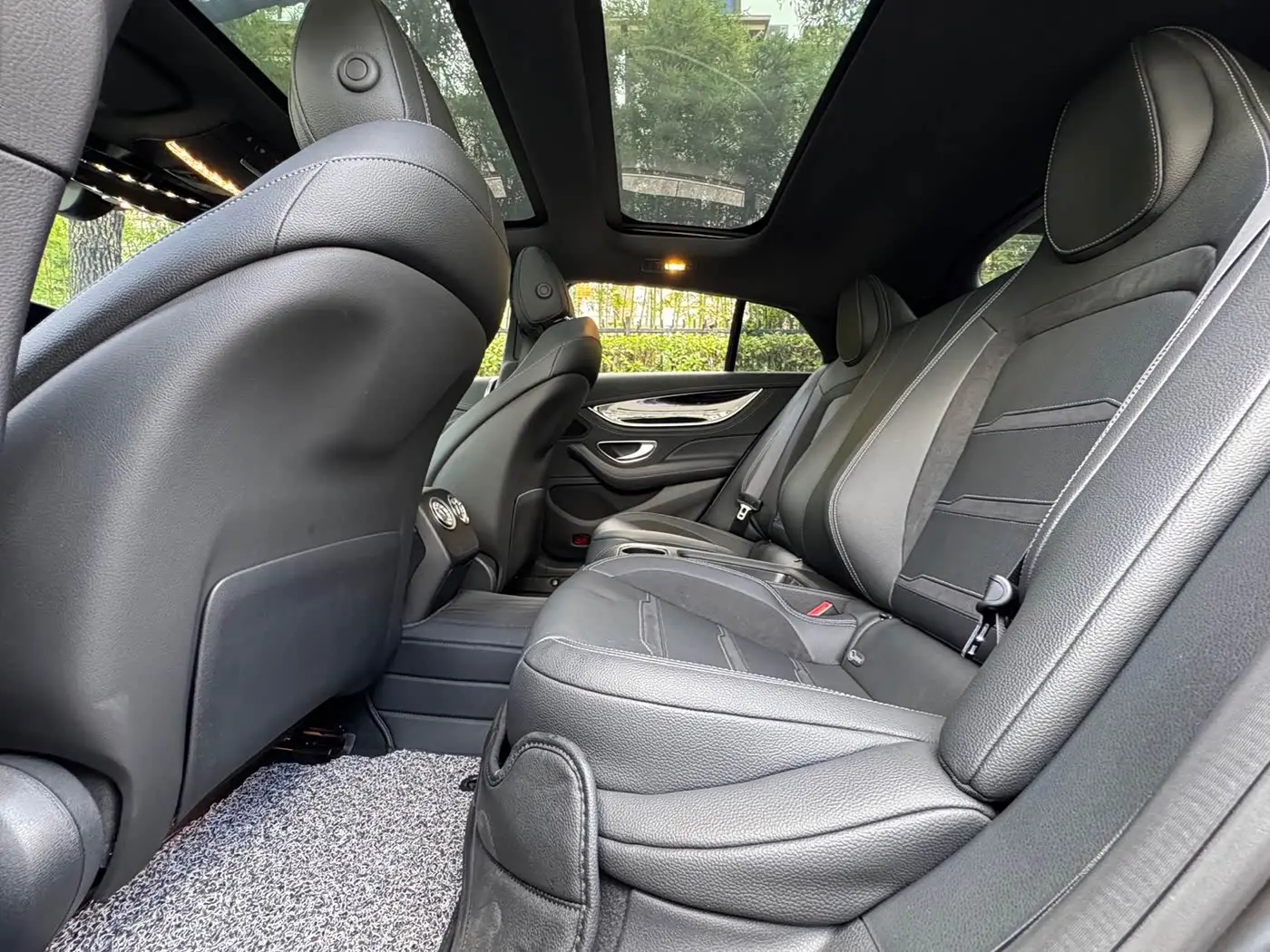 Mercedes-Benz AMG GT 2021 — Photo 9/17