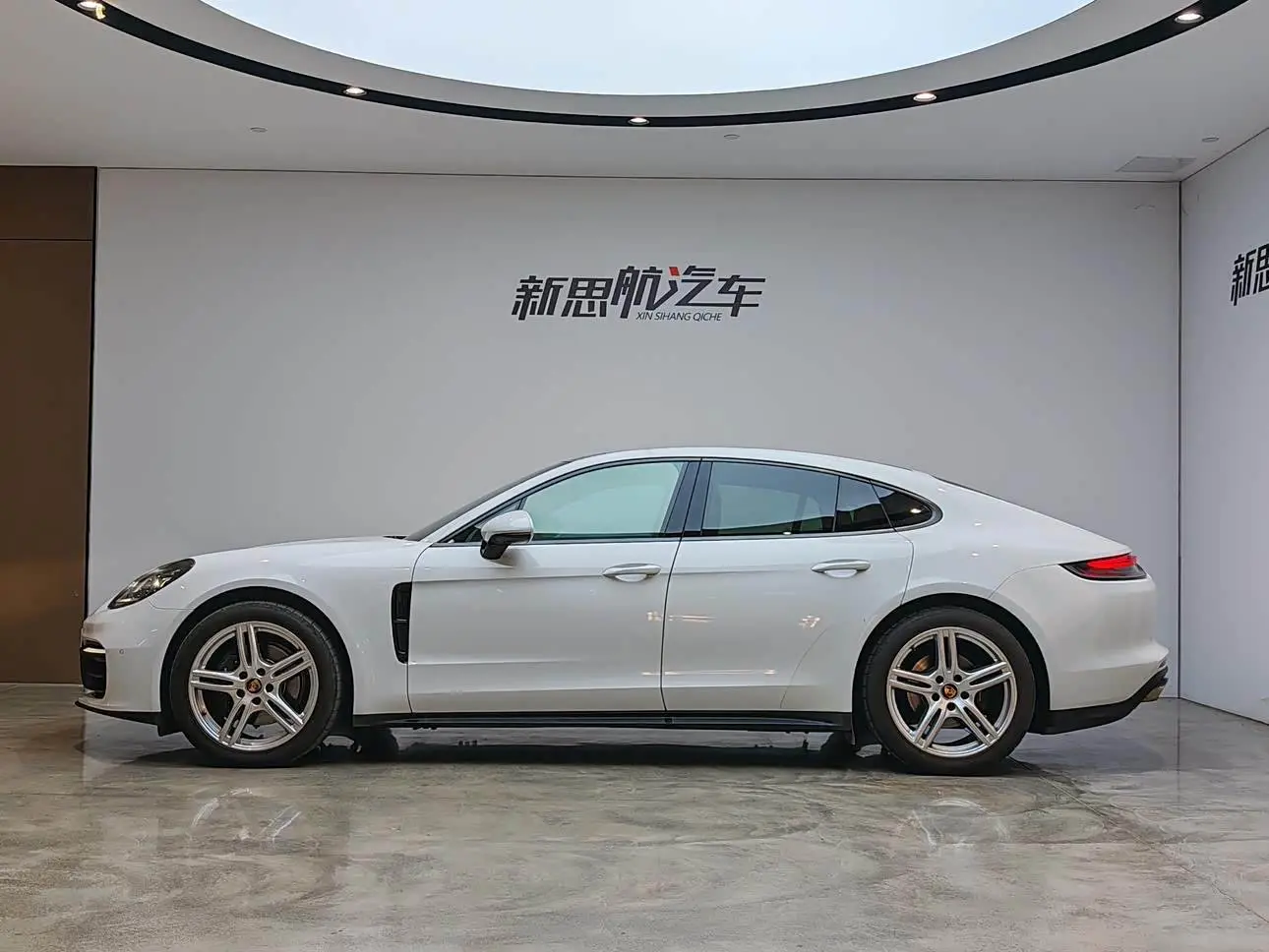 Porsche Panamera 2024 — Şəkil 8/18