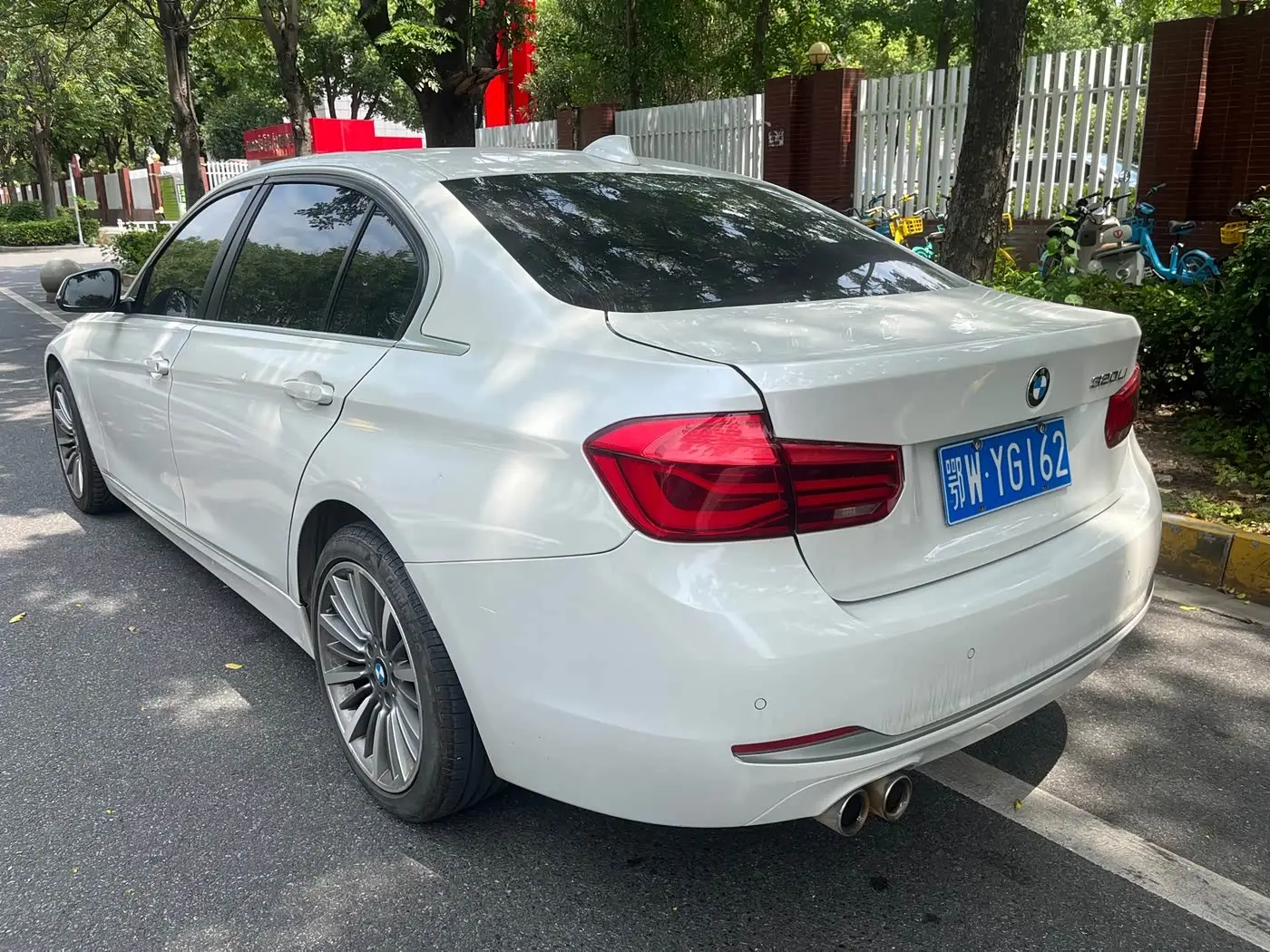 BMW 3 Series 2019 — Фото 8/10