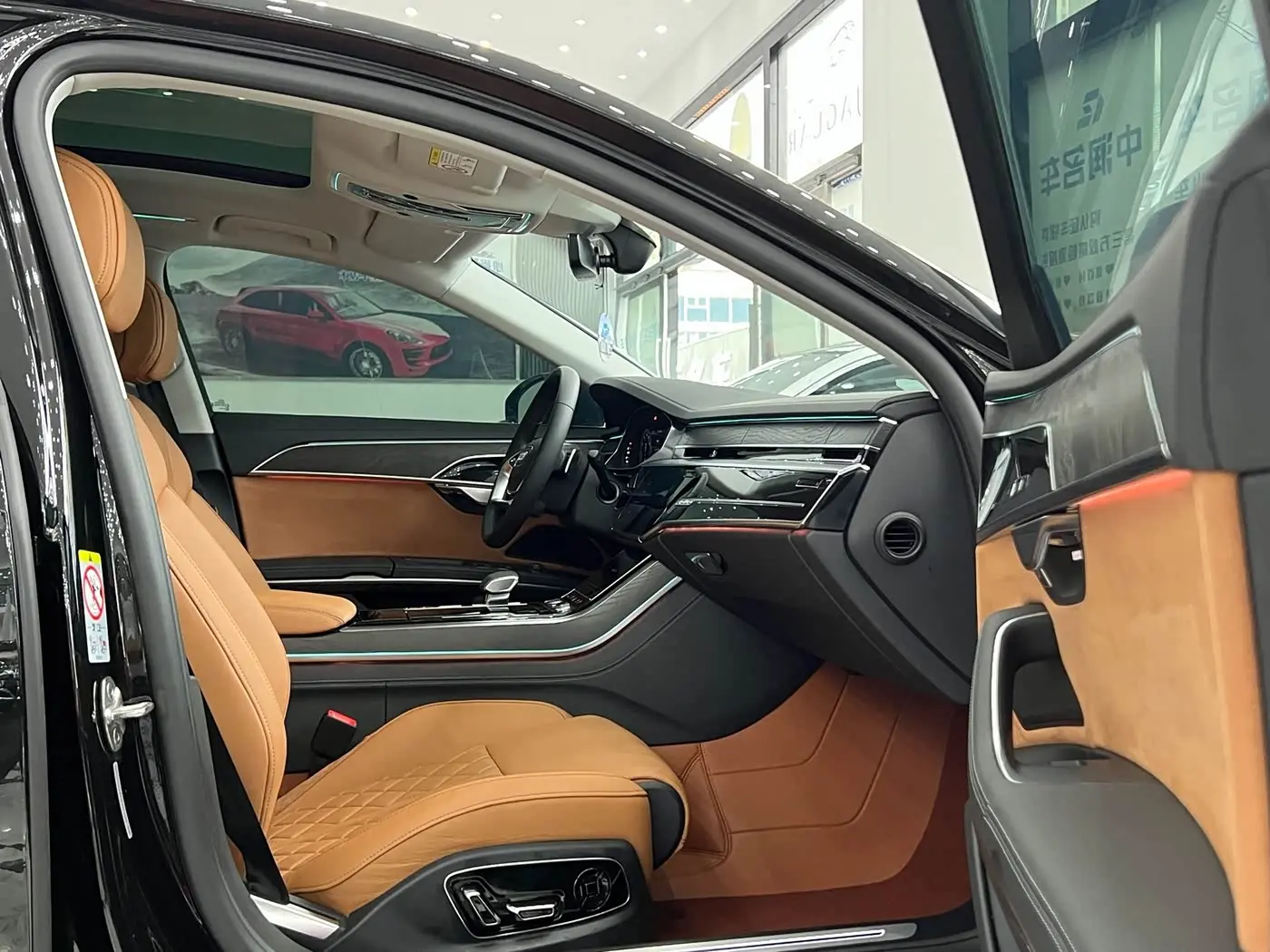 Audi A8 2025 — Photo 7/17
