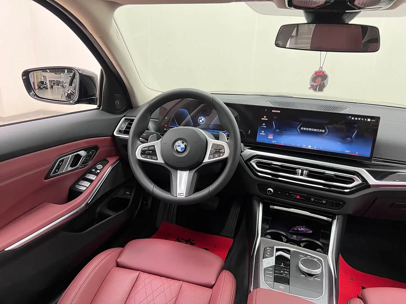 BMW 3 Series 2024 — Photo 18/20