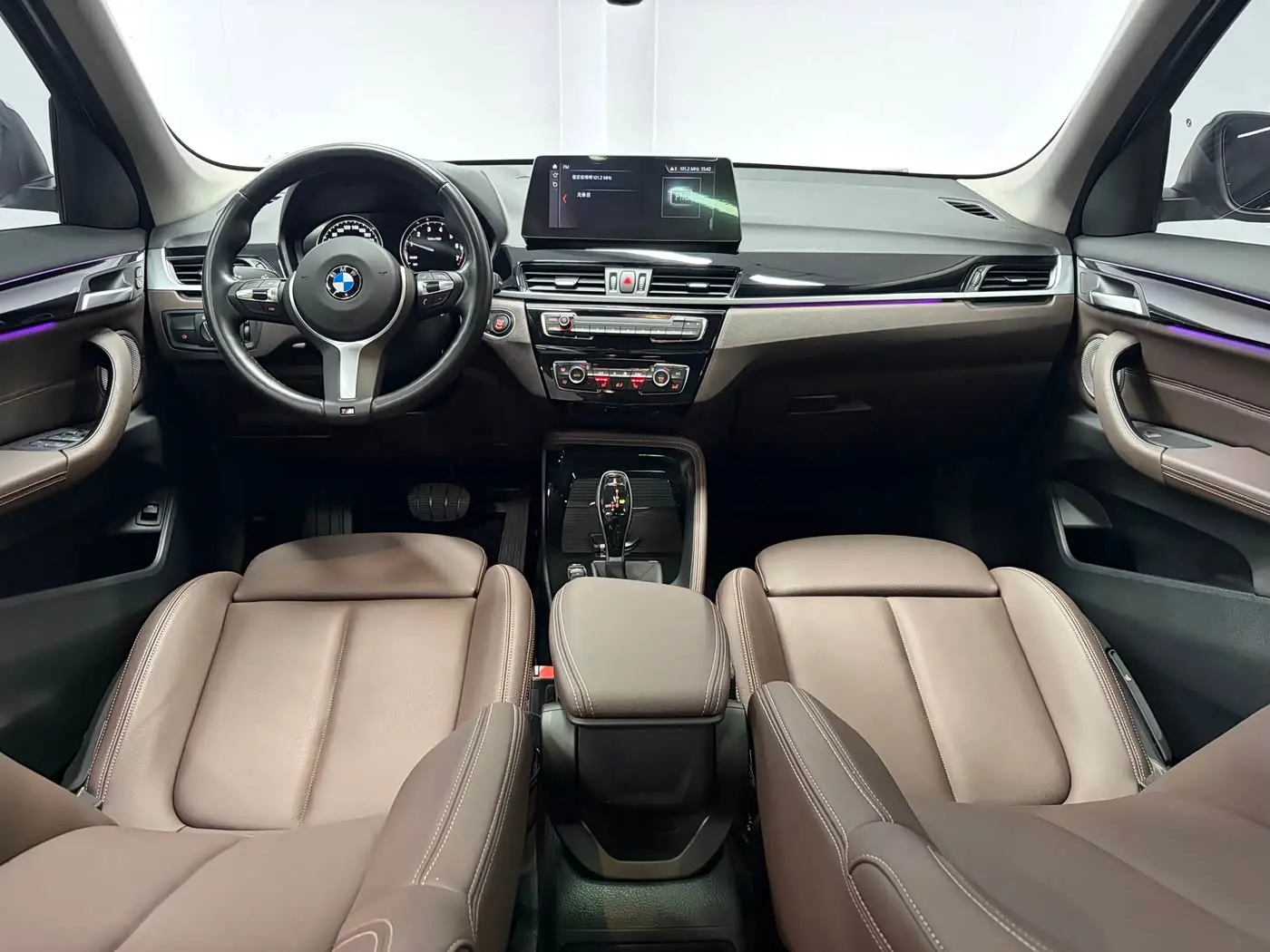 BMW X1 2023 — Photo 11/18