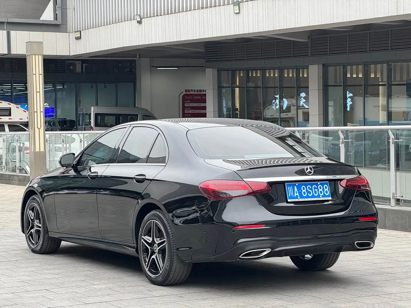 Mercedes-Benz E-Class 2022 — Фото 6/20