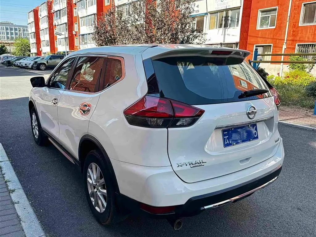 Nissan X-Trail 2023 — Şəkil 10/13