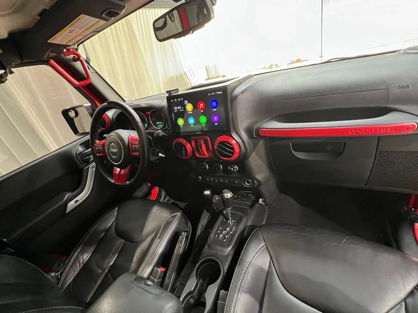 Jeep Wrangler 2015 — Photo 17/19
