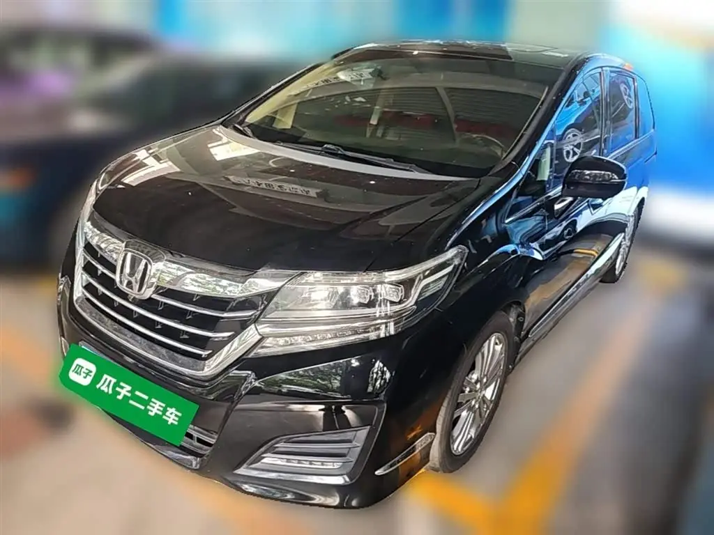 Honda Elysion 2018 — ფოტო 3/20