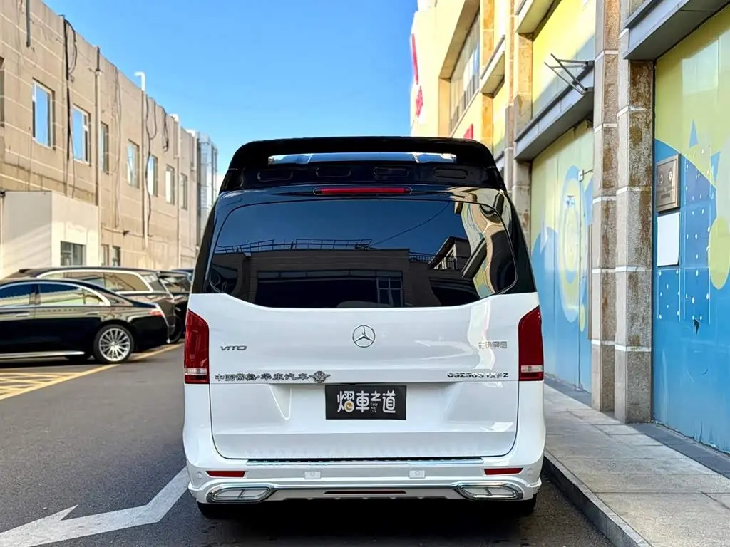 Mercedes-Benz Vito 2023 — Photo 4/20