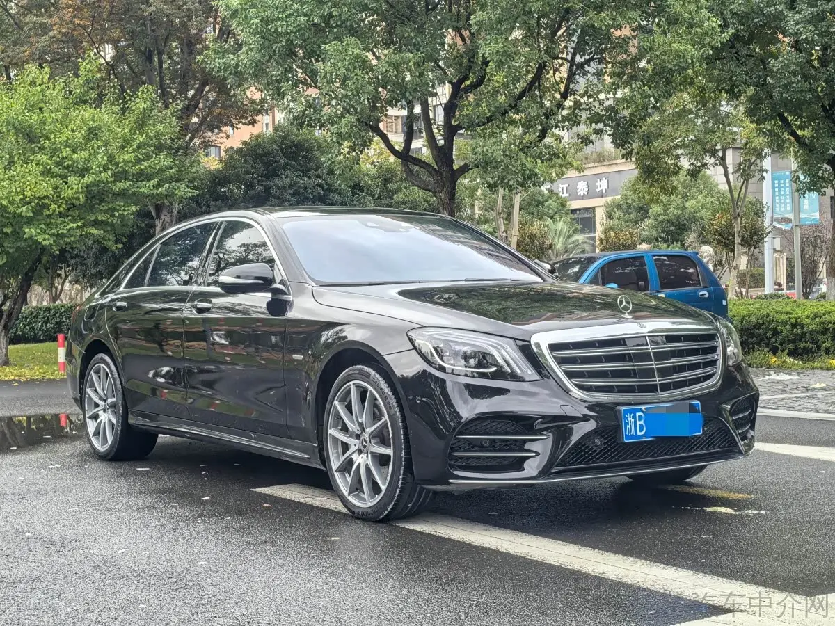 Mercedes-Benz S-Class 2020 — Photo 2/13