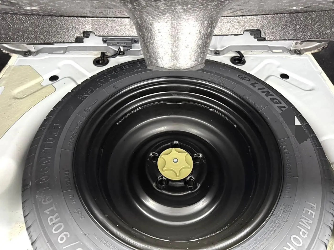 Nissan Qashqai 2022 — Photo 17/18