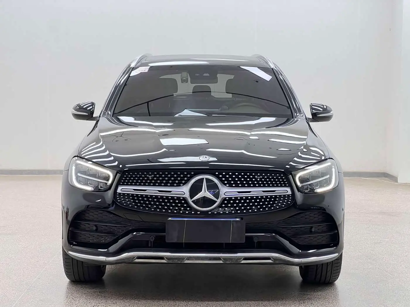 Mercedes-Benz GLC 2020 — Photo 2/20