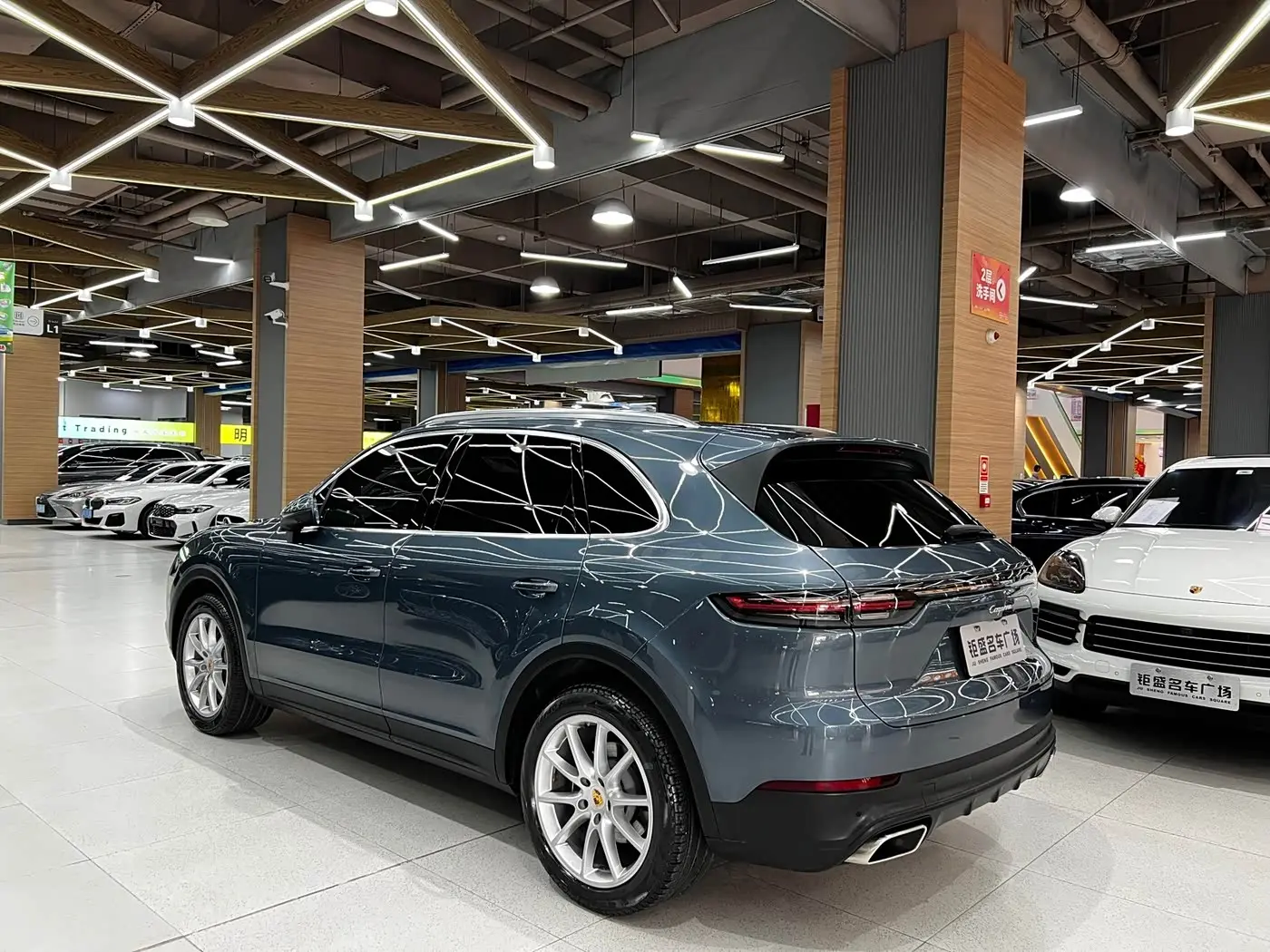 Porsche Cayenne 2018 — Photo 3/16