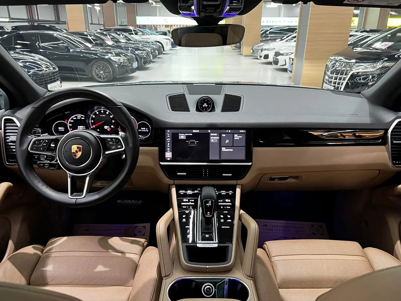 Porsche Cayenne 2018 — Photo 10/16