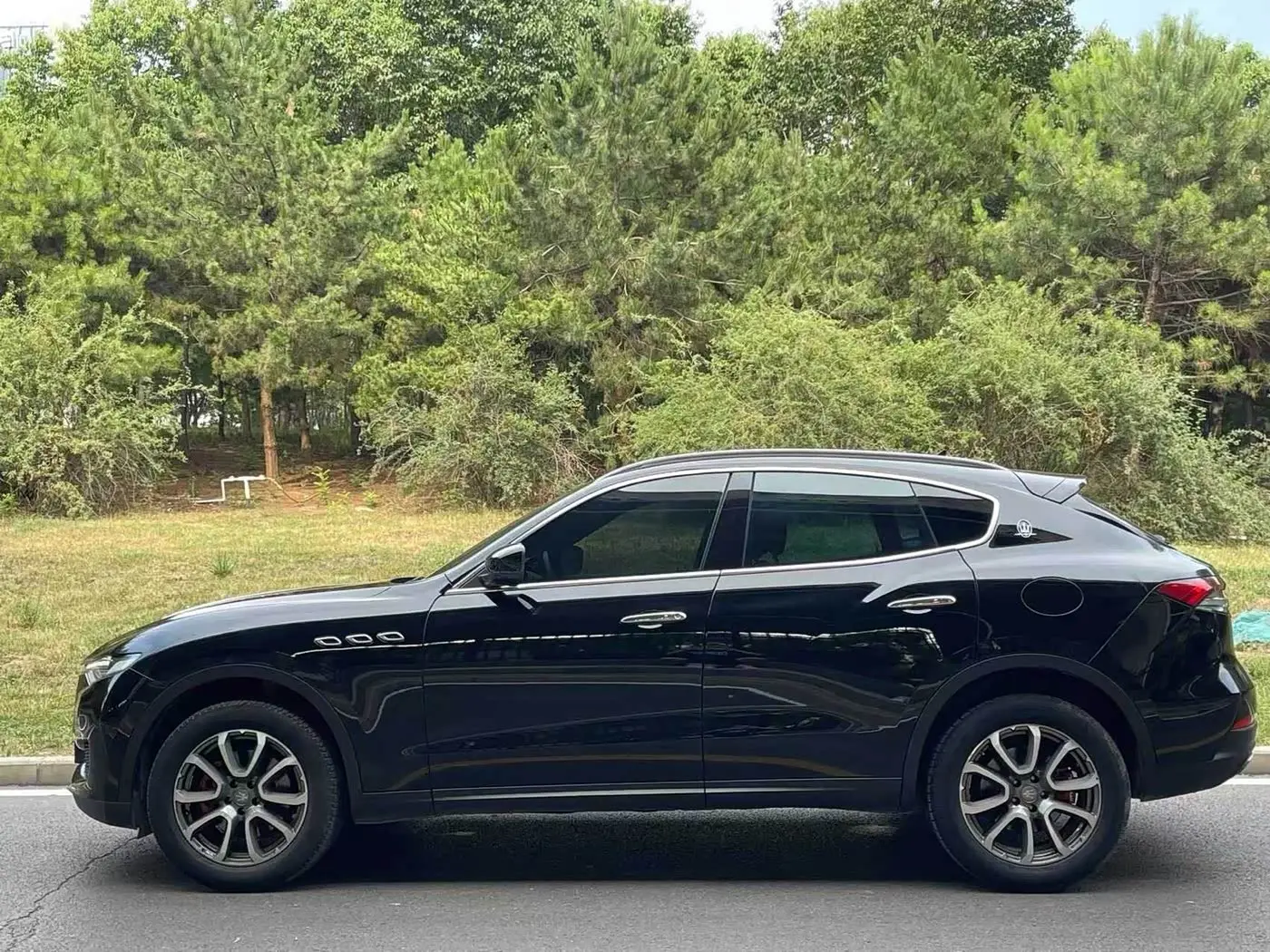 Maserati Levante 2018 — Фото 3/10