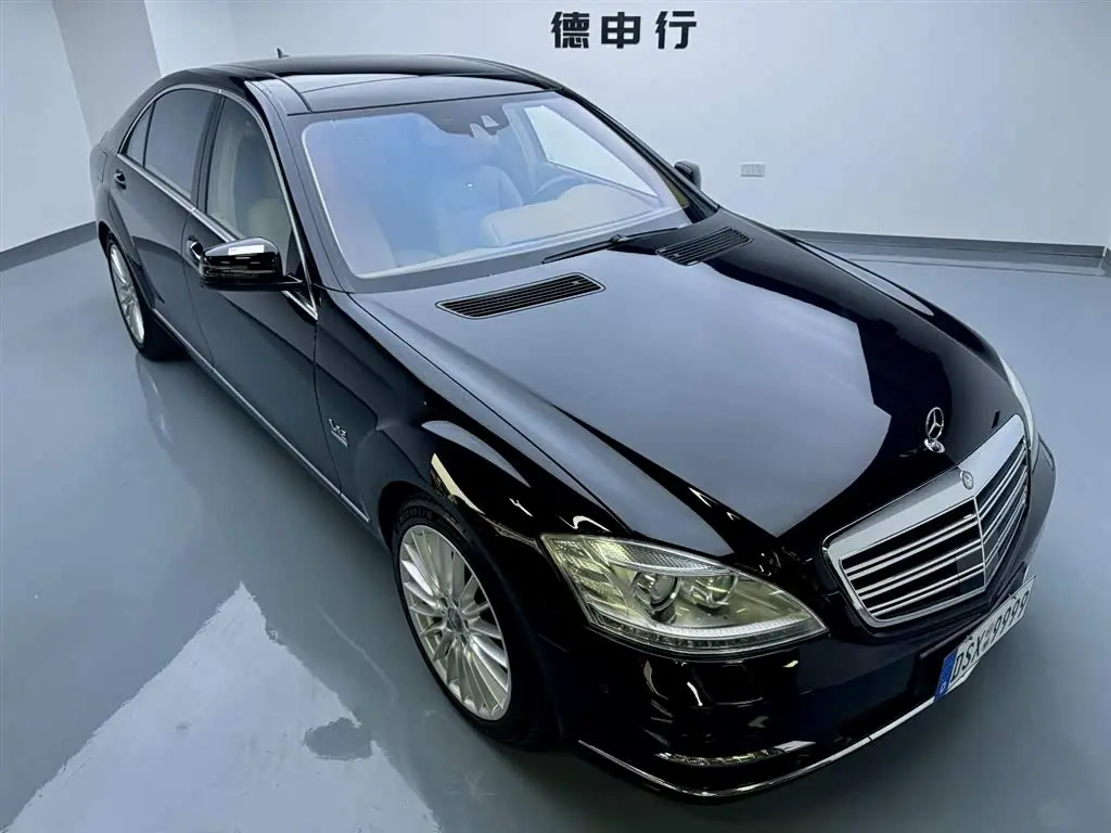 Mercedes-Benz S-Class 2013 — Photo 8/20