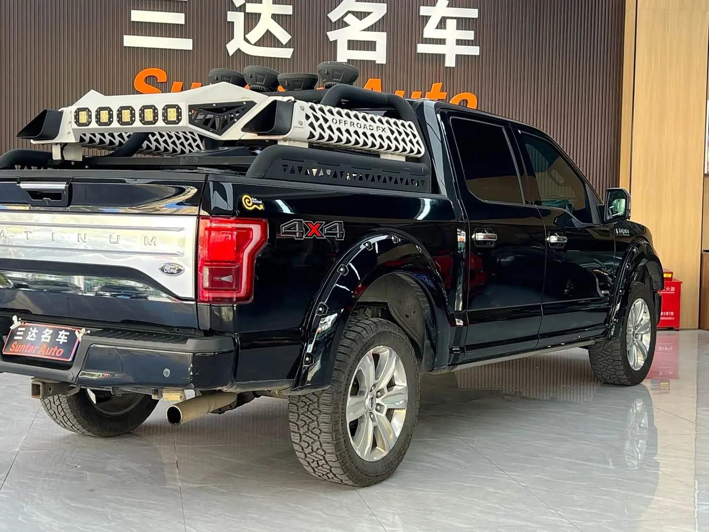 Ford F-150 Raptor 2018 — Şəkil 17/20