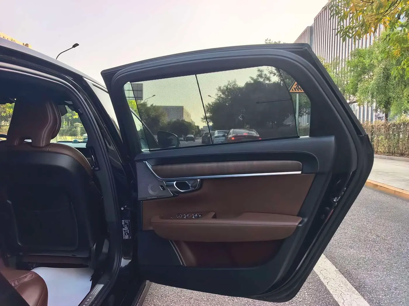 Volvo S90 2022 — Photo 16/20