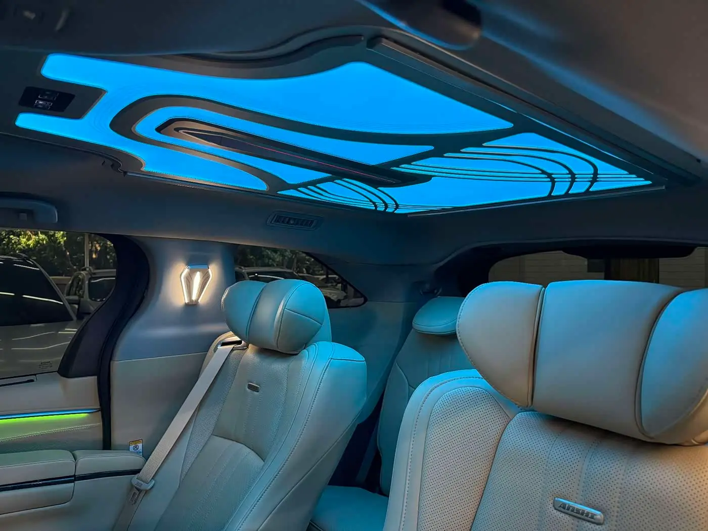 Toyota Sienna 2024 — Photo 14/20
