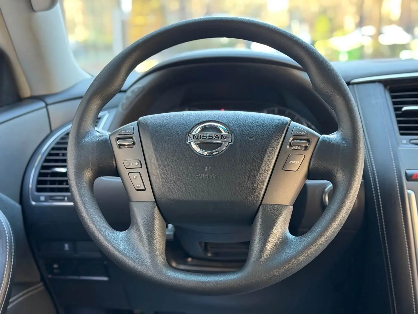 Nissan Patrol 2018 — Photo 14/20