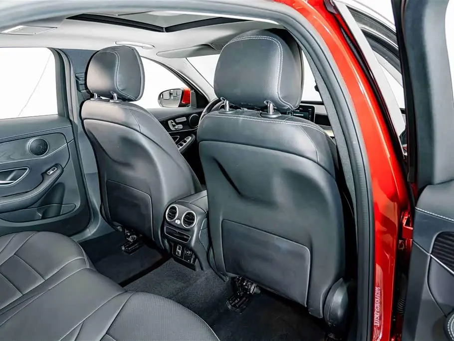 Mercedes-Benz C-Class 2021 — Фото 19/20