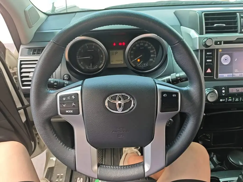 Toyota Prado 2017 — Фото 11/20