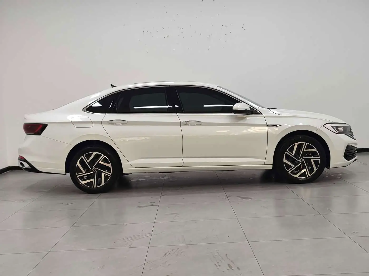 Volkswagen Sagitar 2022 — Şəkil 4/20