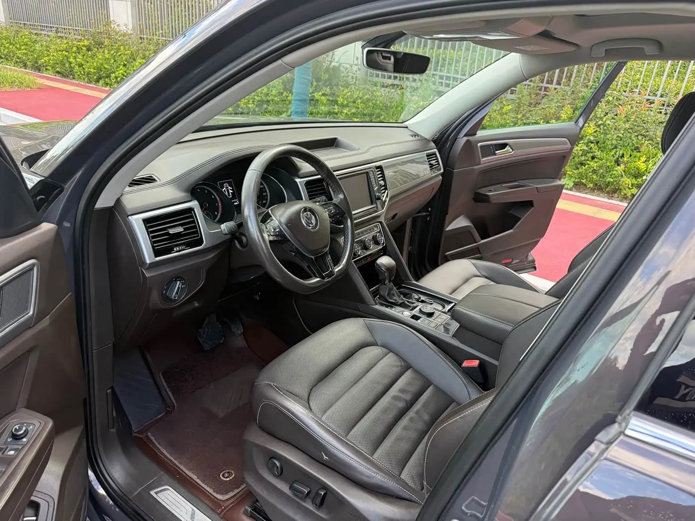 Volkswagen Teramont 2017 — Şəkil 8/19
