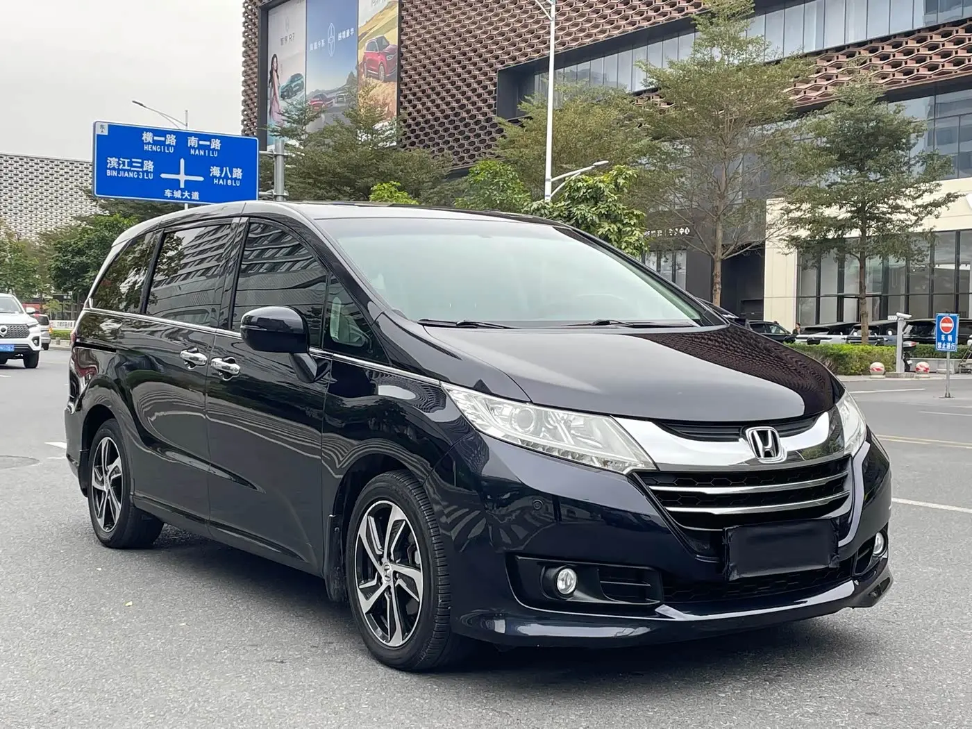 Honda Odyssey 2017 — Şəkil 3/15