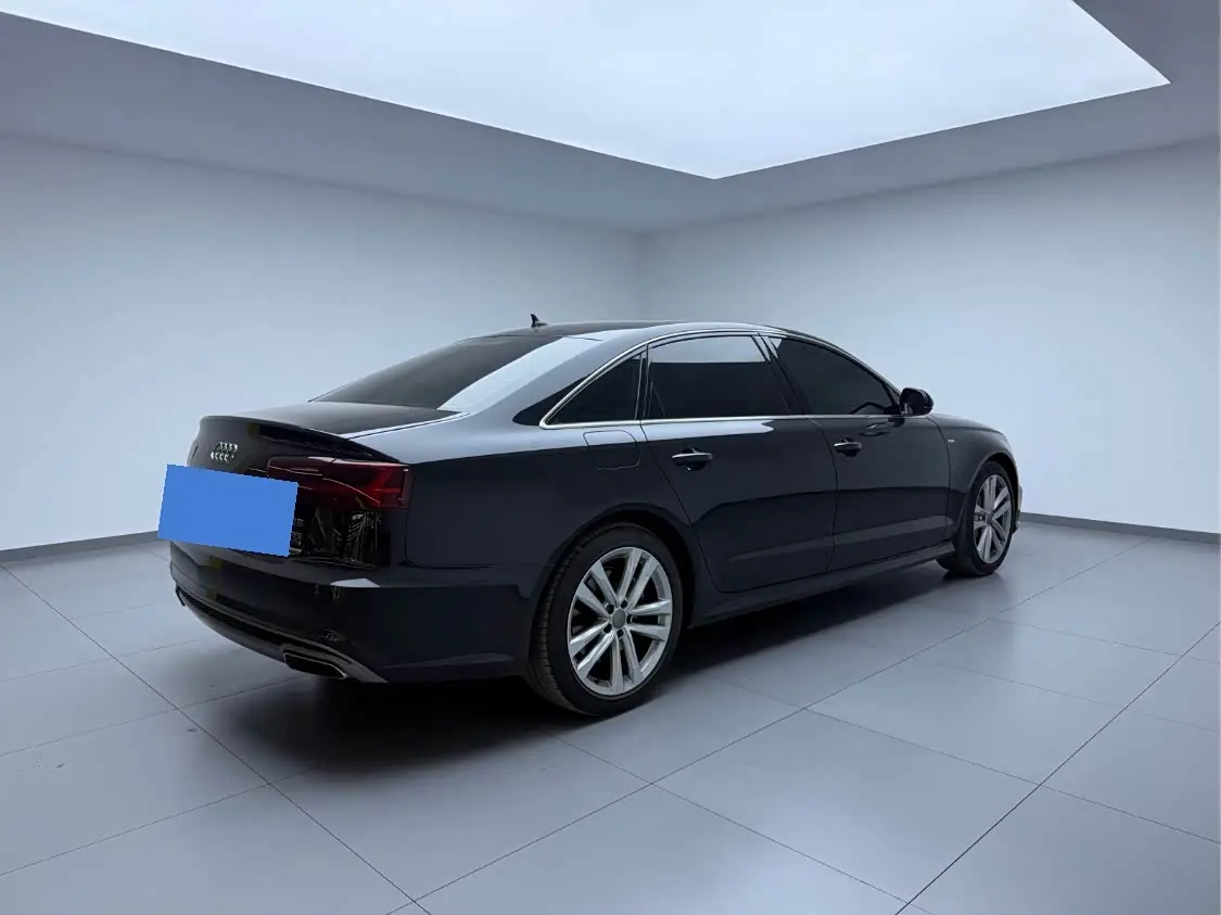 Audi A6L 2018 — Photo 4/20