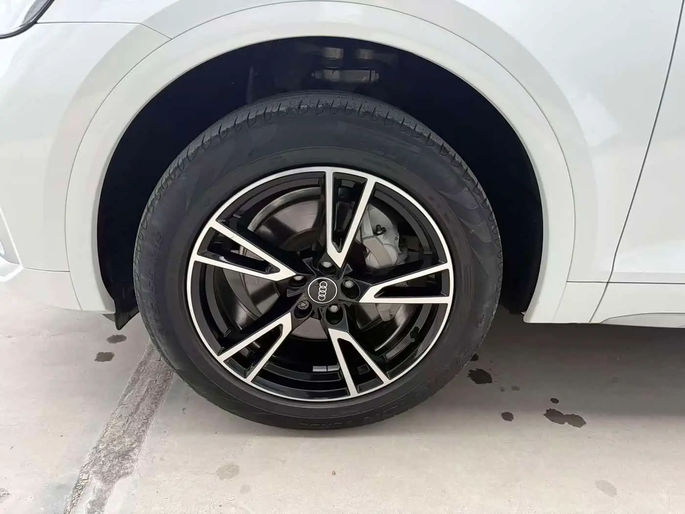 Audi Q5L 2024 — Photo 7/16