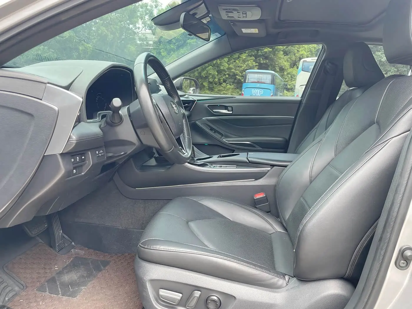Toyota Avalon 2022 — Şəkil 4/12
