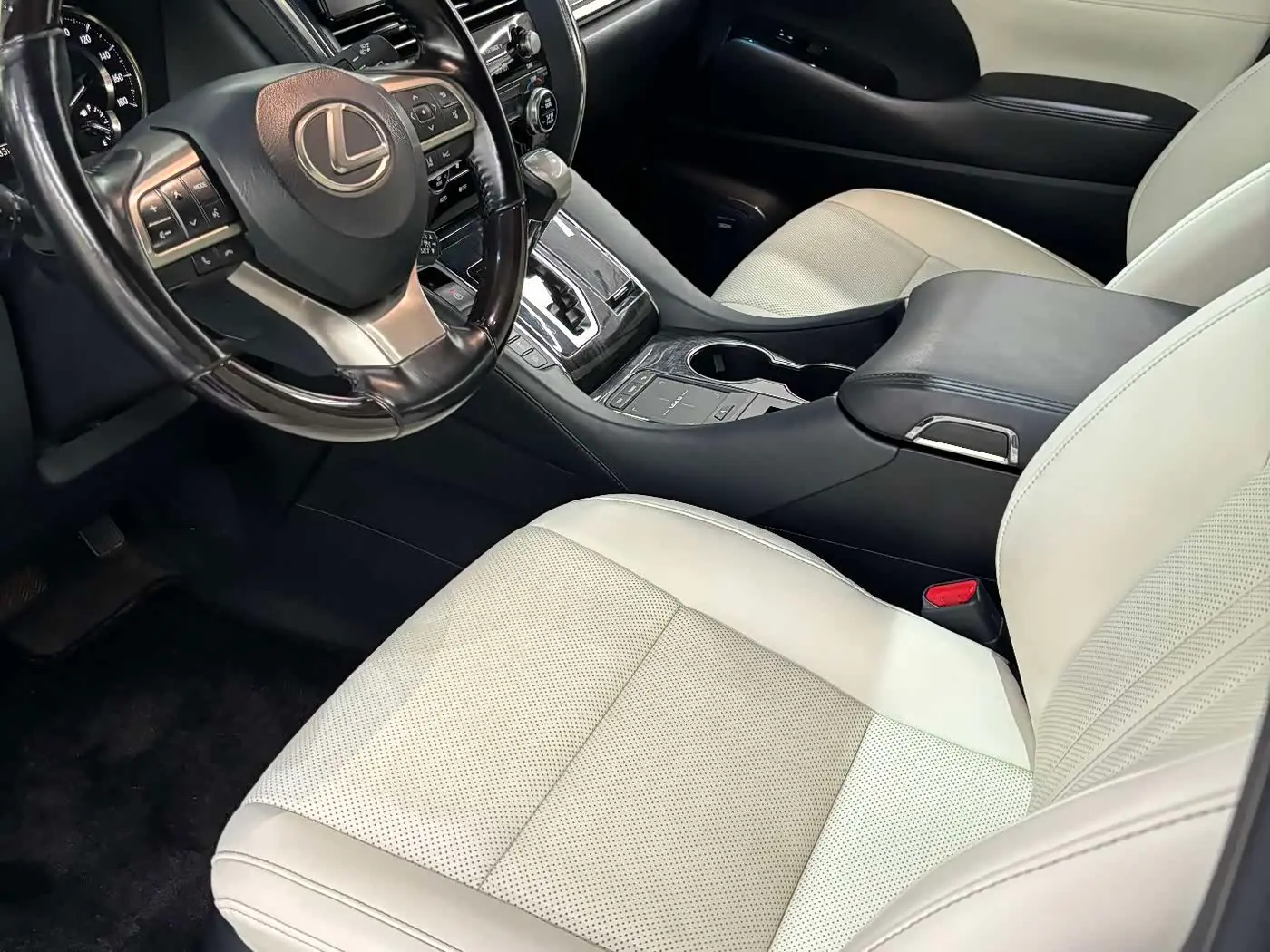 Lexus LM 2021 — Şəkil 8/19
