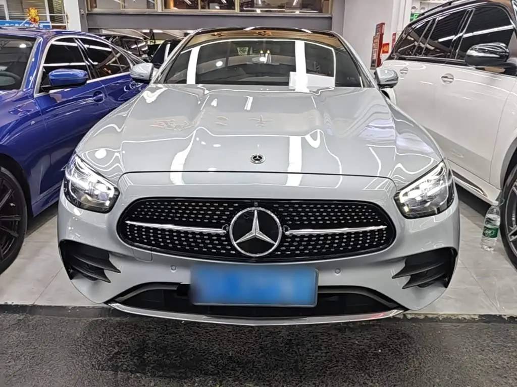Mercedes-Benz E-Class 2022 — Photo 3/20