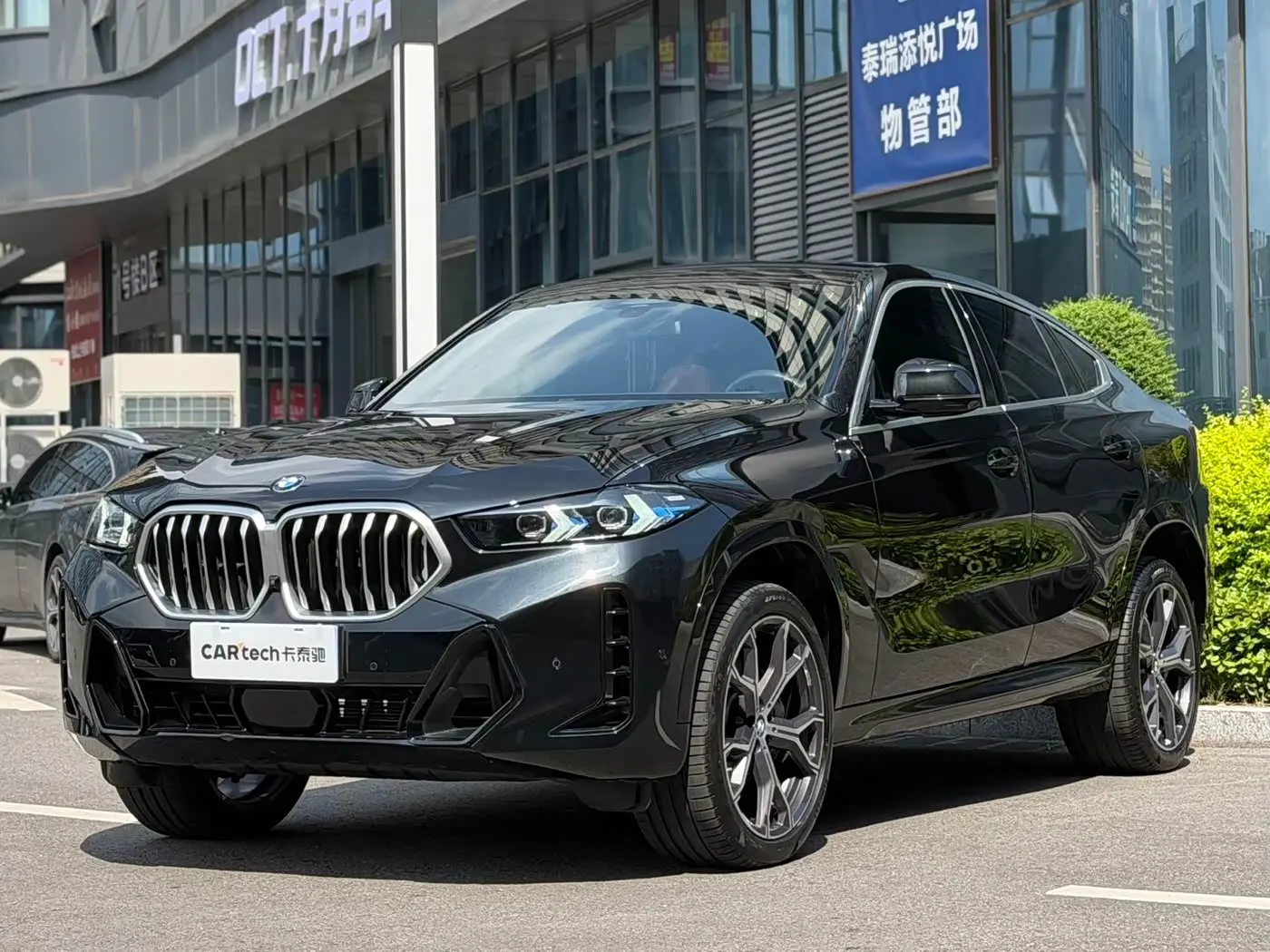 BMW X6 2024 — Photo 1/12