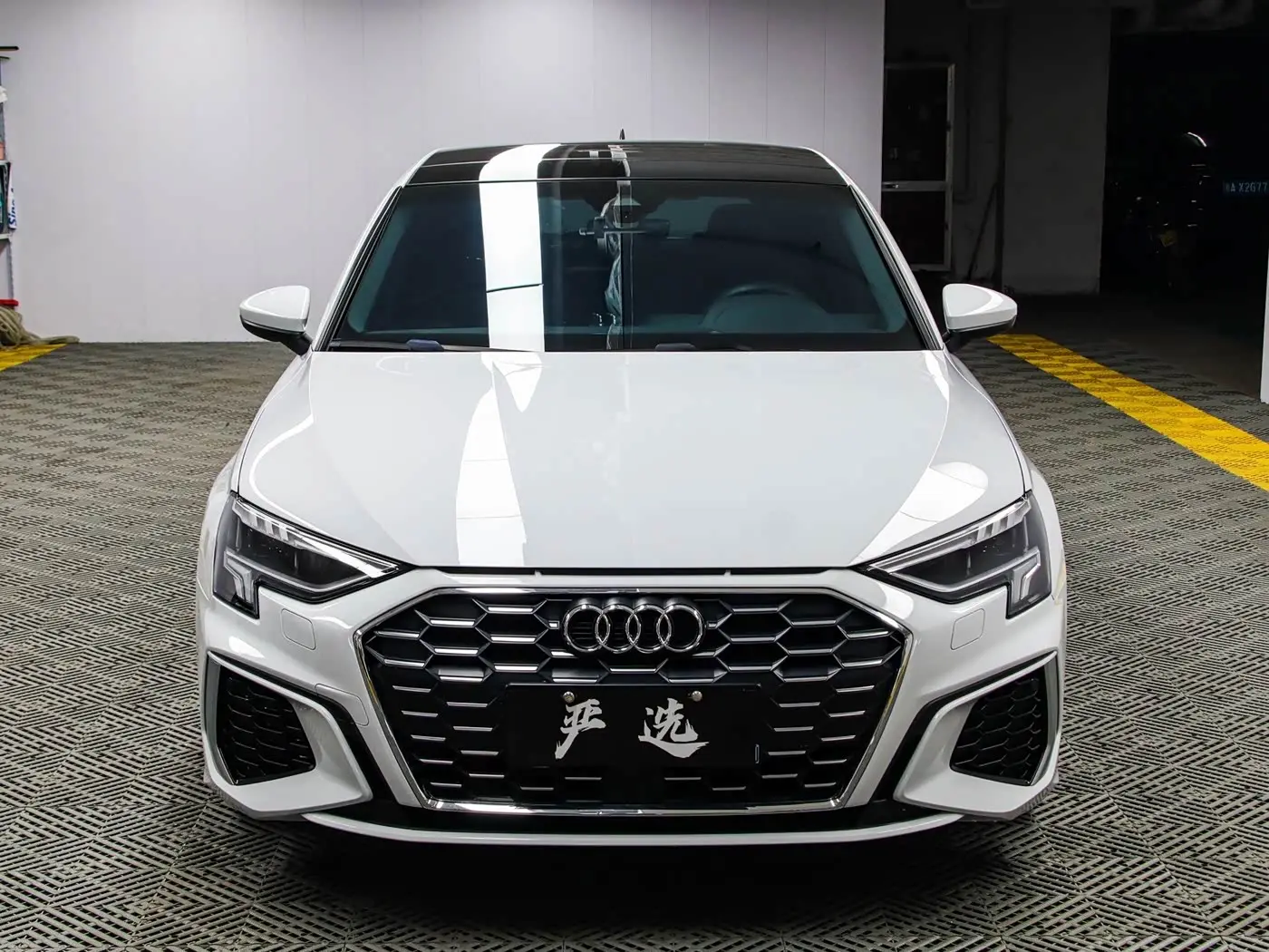 Audi A3 2021 — Photo 2/20