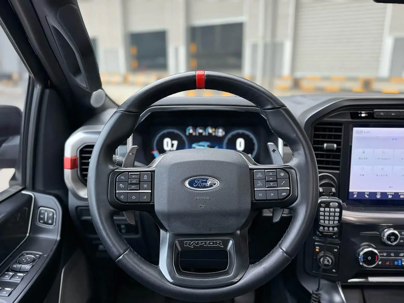 Ford F-150 Raptor 2023 — Photo 12/15