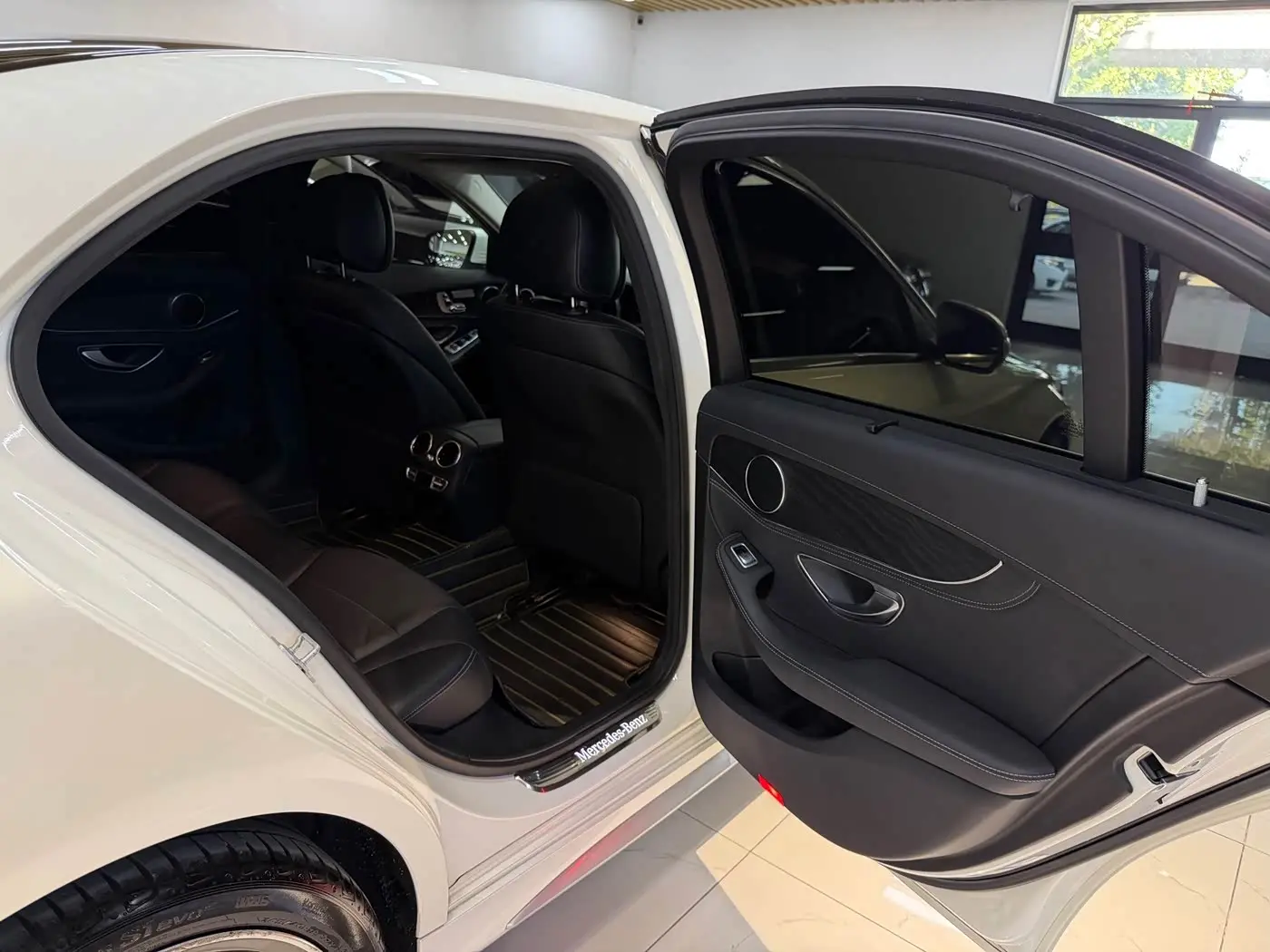 Mercedes-Benz C-Class 2015 — Фото 15/19