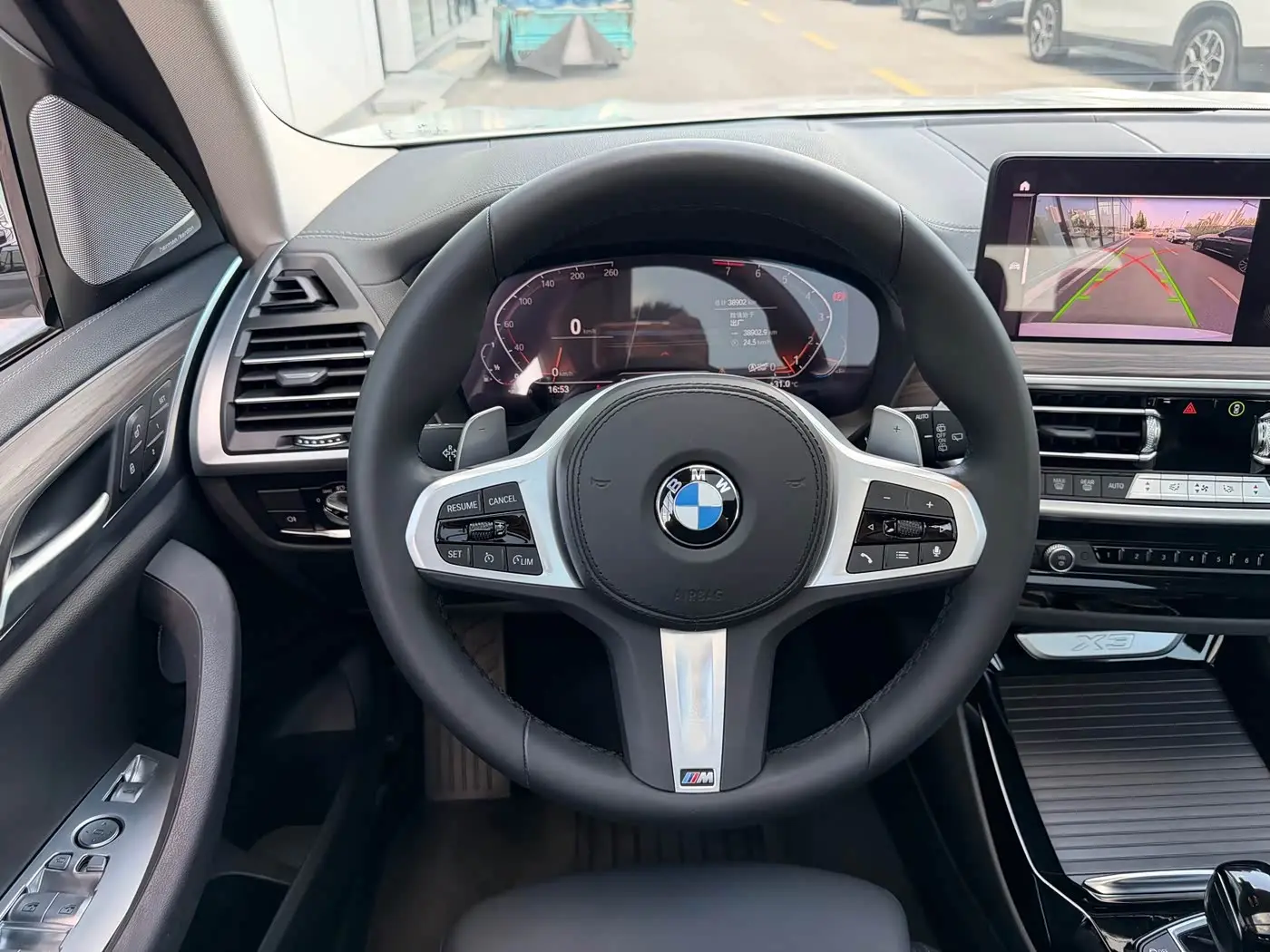 BMW X3 2022 — Photo 17/20