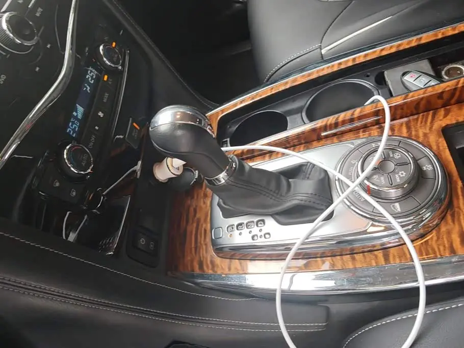 Nissan Patrol 2019 — Photo 16/16