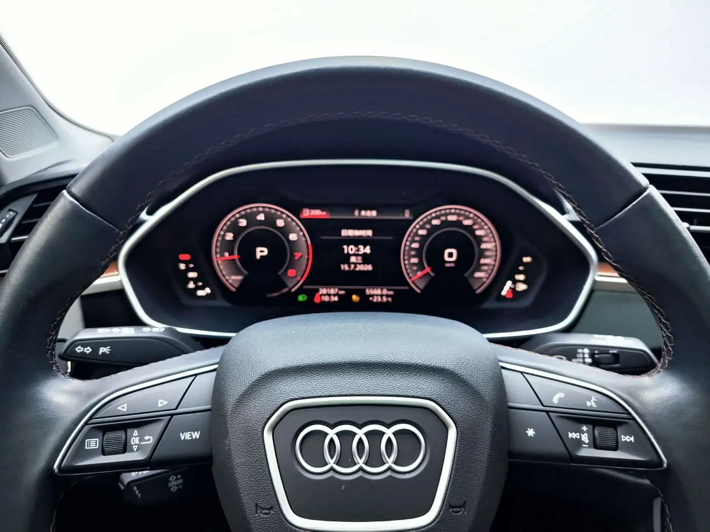 Audi Q3 2023 — Photo 19/20